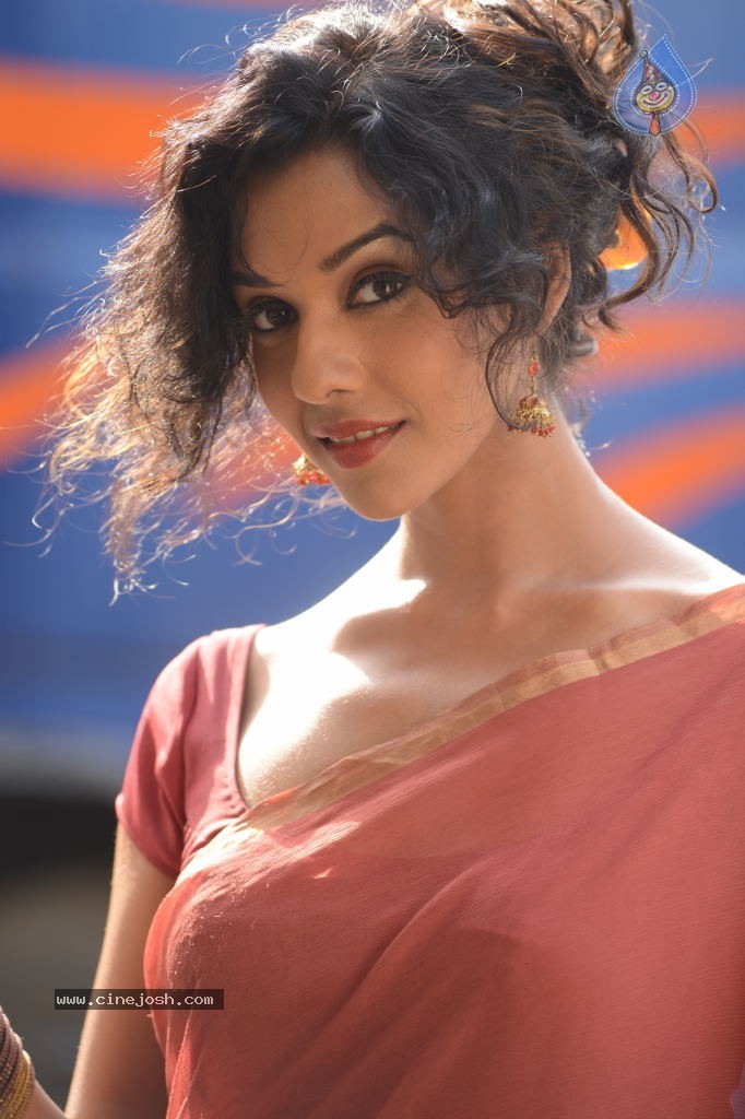 Anu Priya New Gallery - 2 / 124 photos