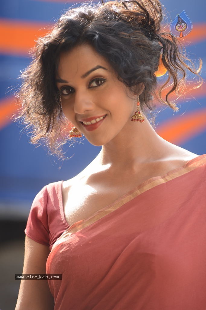 Anu Priya New Gallery - 7 / 124 photos