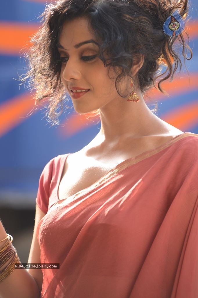 Anu Priya New Gallery - 9 / 124 photos