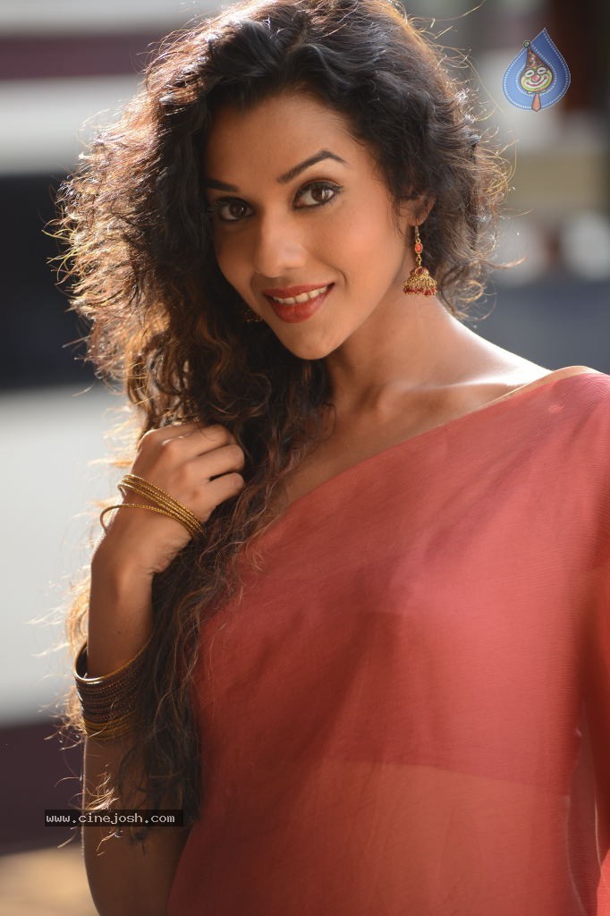 Anu Priya New Gallery - 21 / 124 photos