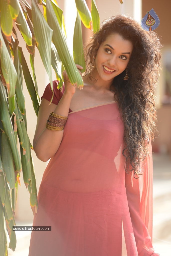 Anu Priya New Gallery - 67 / 124 photos