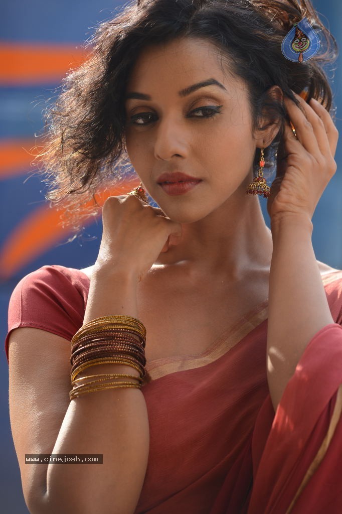 Anu Priya New Gallery - 74 / 124 photos