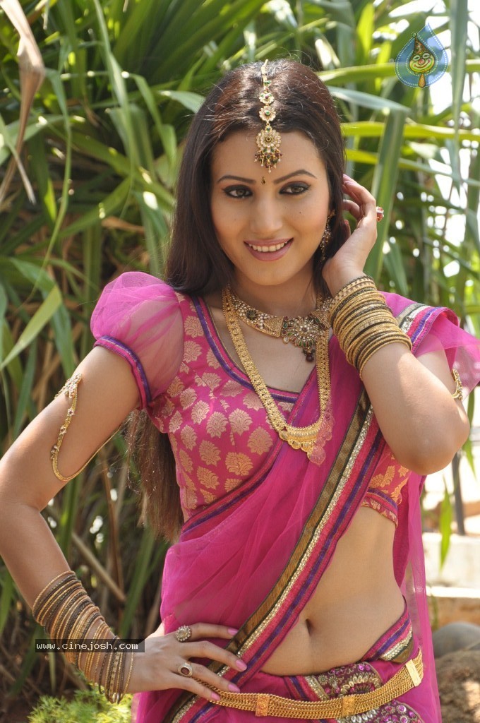 Anu Smruthi Latest Stills - 14 / 111 photos