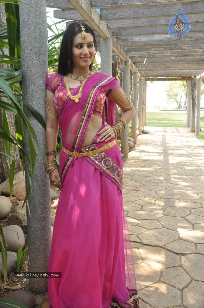 Anu Smruthi Latest Stills - 17 / 111 photos