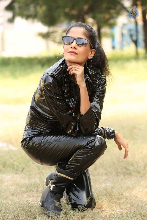 Anukriti Latest Photos - 13 / 50 photos