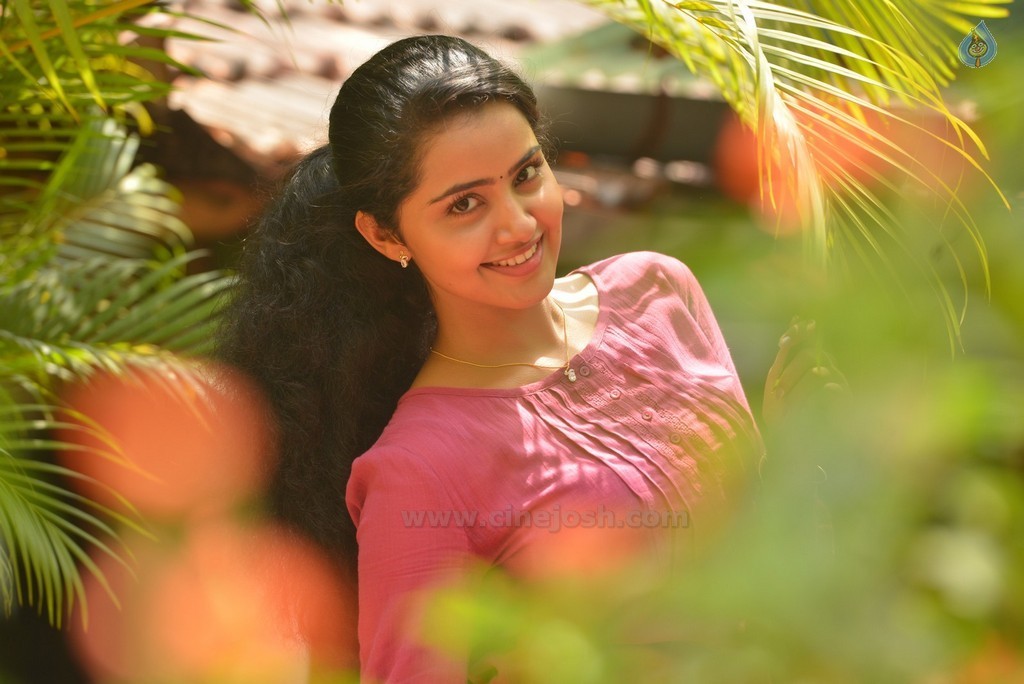 Anupama Parameswaran New Pics - 24 / 35 photos
