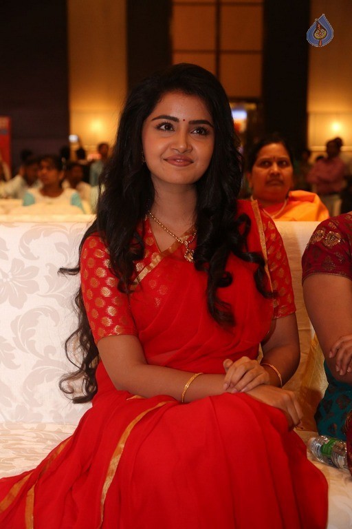 Anupama Parameswaran New Pics - 9 / 60 photos