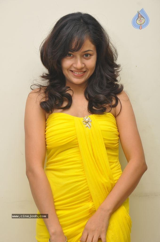 Anupoorva Spicy Stills - 61 / 147 photos