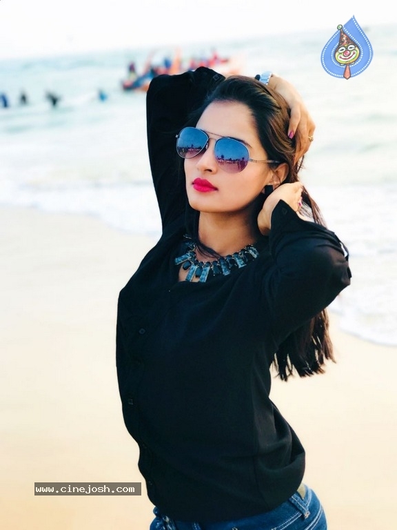 Anusha Rai Latest Photos - 37 / 72 photos