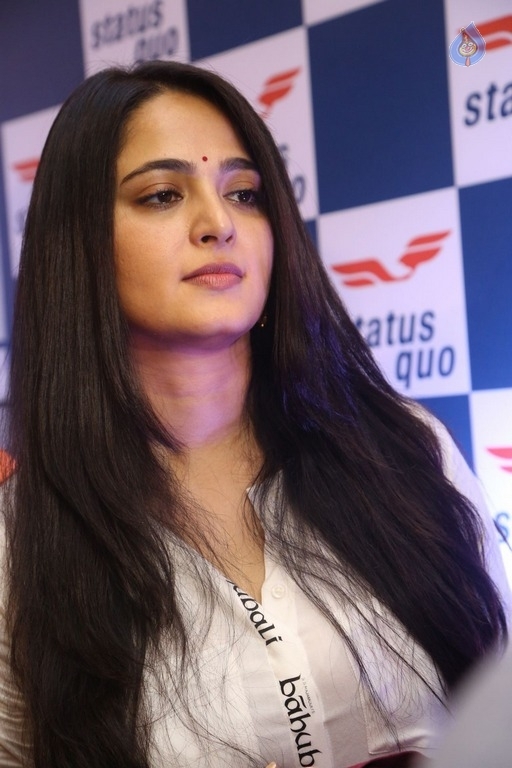 Anushka at Baahubali Press Meet - 35 / 42 photos