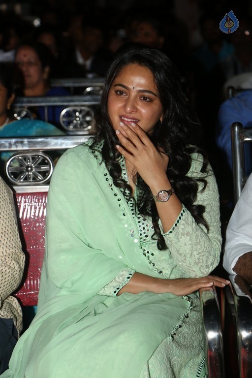 Anushka at Show Time Audio Launch - 42 / 42 photos