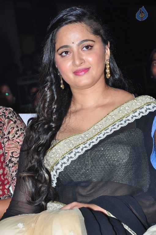 Anushka at Size Zero Audio Launch  - 30 / 42 photos