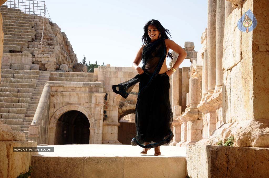 Anushka High Resolution Stills - 20 / 99 photos