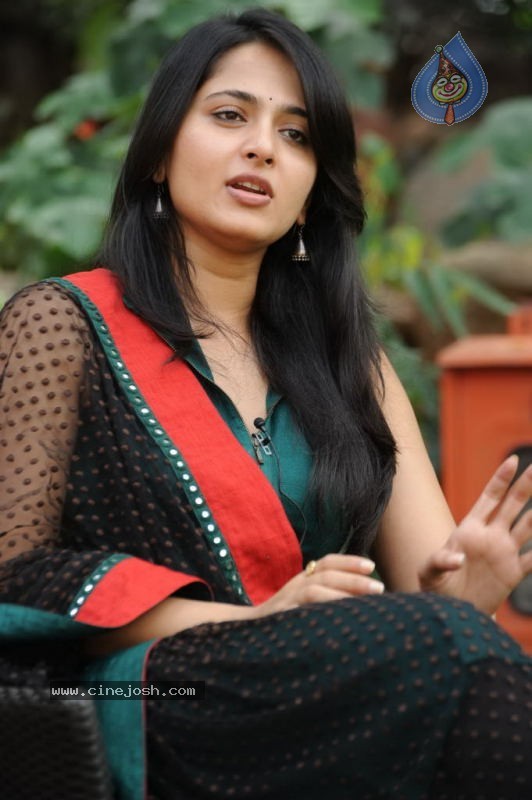 Anushka Latest Photos - 10 / 44 photos