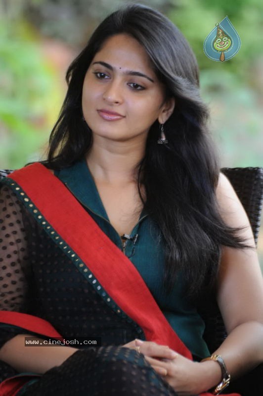 Anushka Latest Photos - 16 / 44 photos