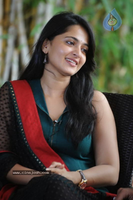 Anushka Latest Photos - 21 / 44 photos