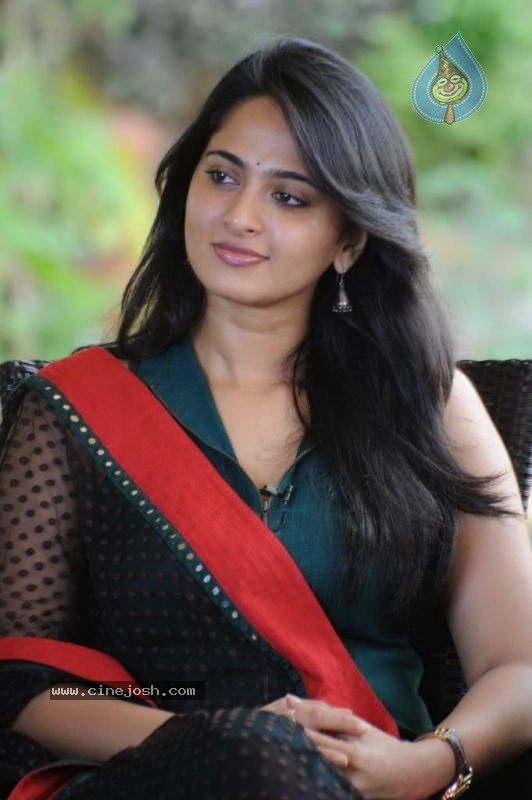 Anushka Latest Photos - 40 / 44 photos