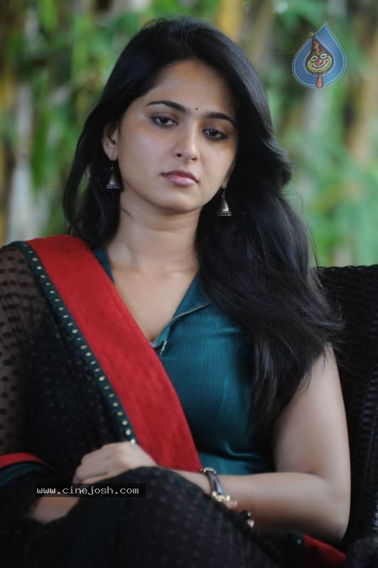 Anushka Latest Photos - 43 / 44 photos