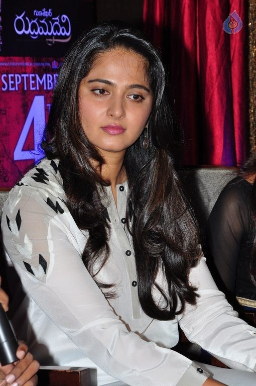 Anushka Latest Photos - 6 / 63 photos