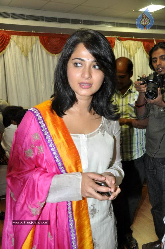Anushka Latest Photos - 55 / 73 photos