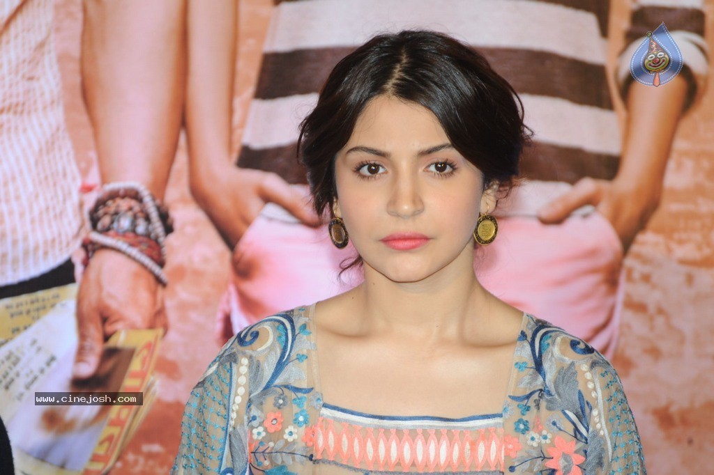 Anushka Sharma Latest Photos - 69 / 114 photos