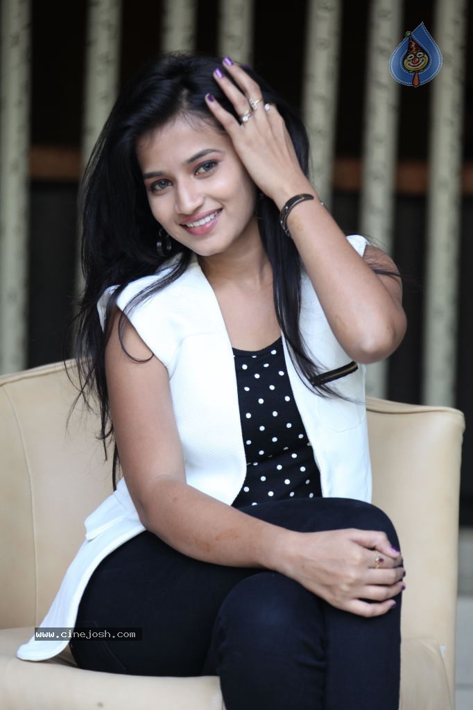 Anvika New Stills - 108 / 119 photos