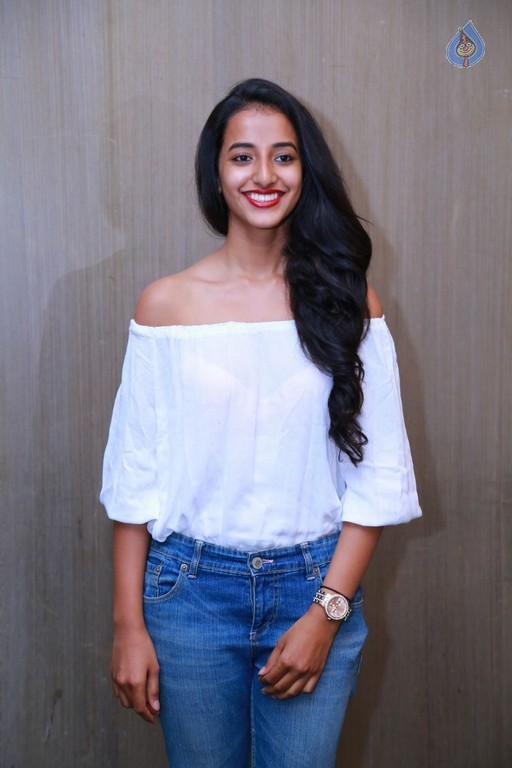 Apoorva Photos - 10 / 14 photos