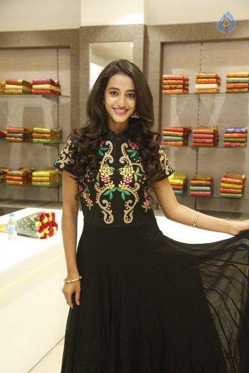 Apoorva Srinivasan Photos - 6 / 27 photos