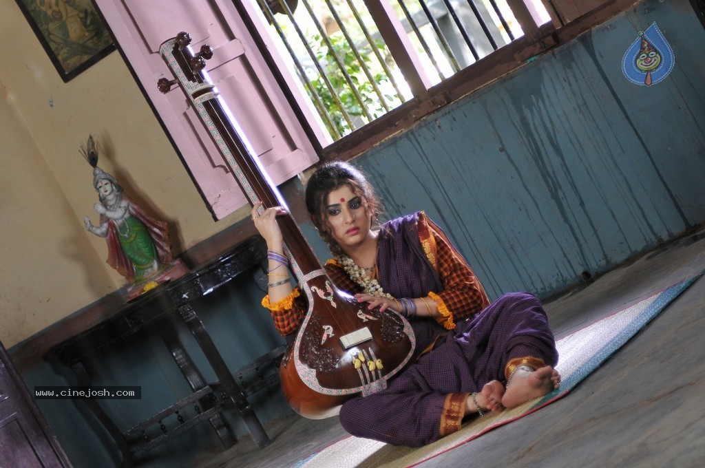 Archana Gallery - 9 / 59 photos