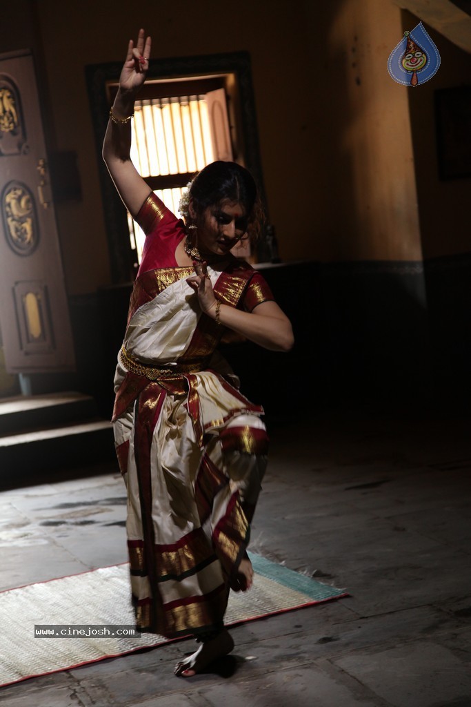 Archana Latest Gallery - 15 / 65 photos