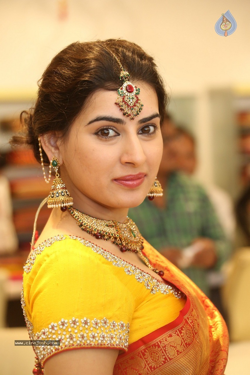 Archana Latest Photos - 17 / 56 photos