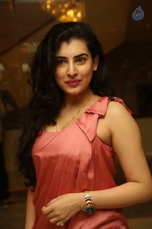 Archana Latest Photos - 16 / 39 photos