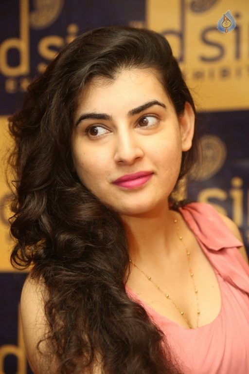 Archana Latest Photos - 19 / 39 photos