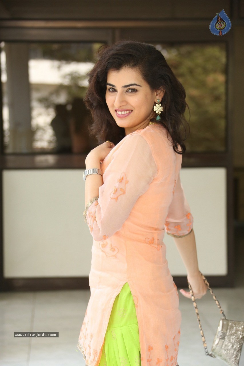 Archana Latest Stills - 16 / 76 photos