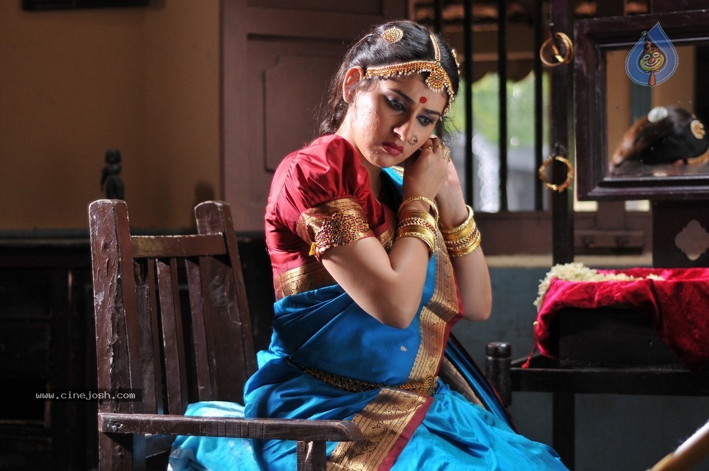 Archana New Gallery - 8 / 103 photos