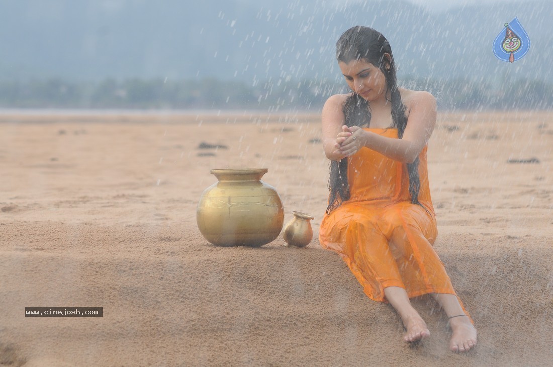 Archana New Spicy Stills - 51 / 65 photos