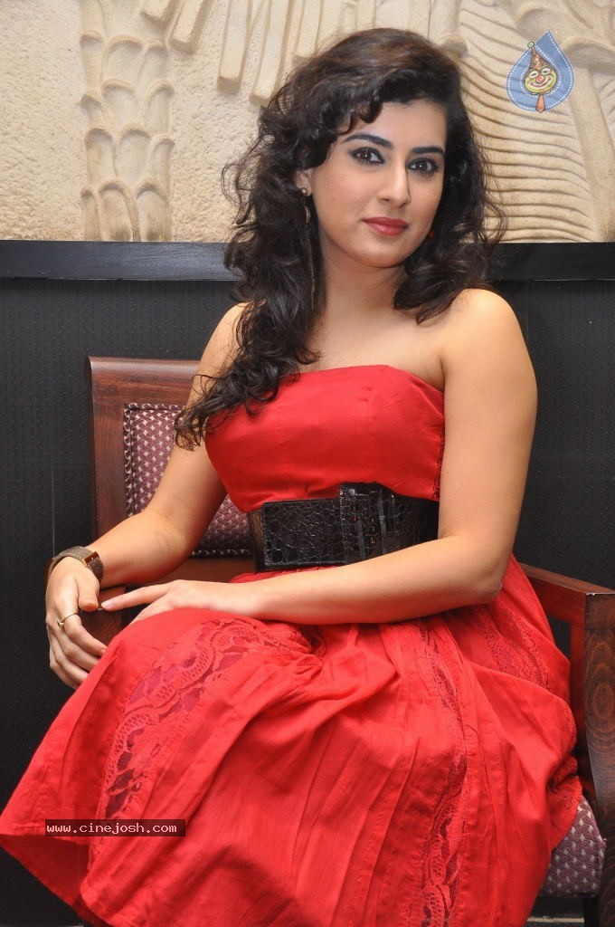 Archana New Stills - 11 / 68 photos