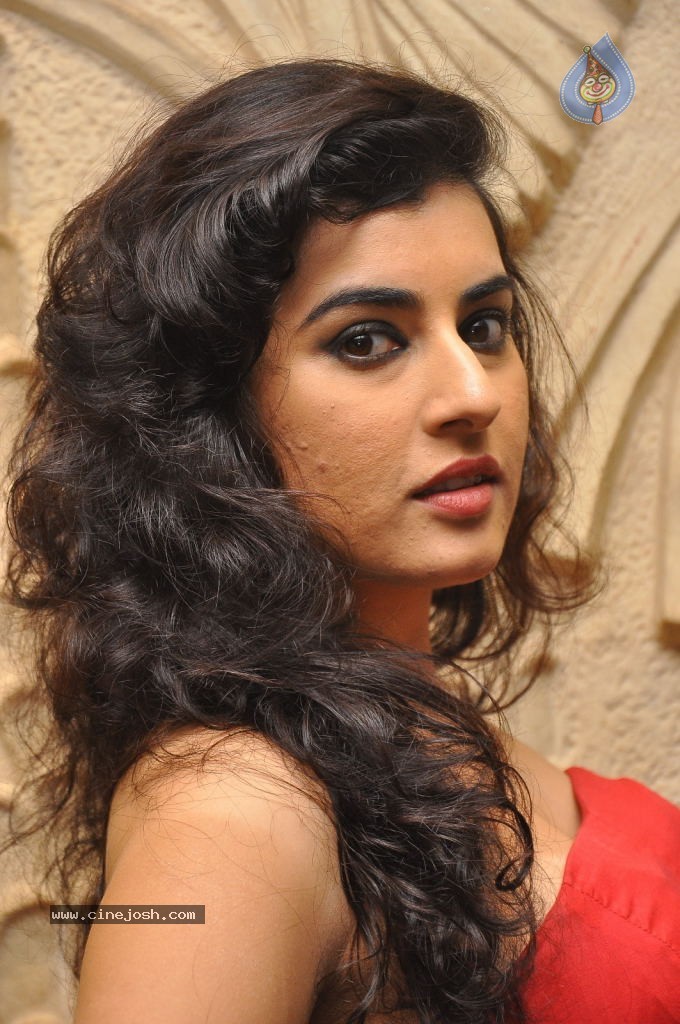 Archana New Stills - 42 / 68 photos