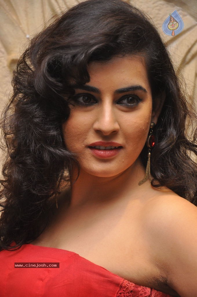 Archana New Stills - 46 / 68 photos