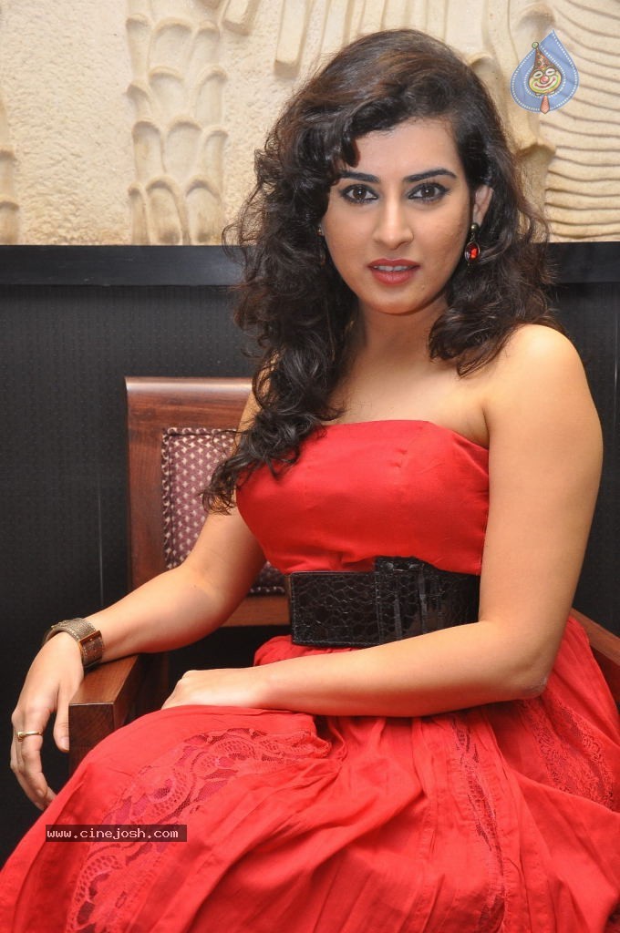 Archana New Stills - 50 / 68 photos