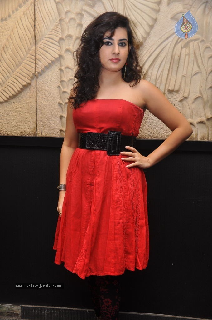 Archana New Stills - 53 / 68 photos