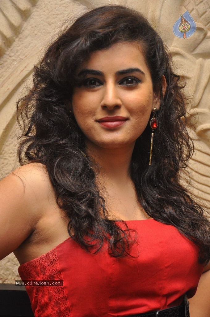 Archana New Stills - 59 / 68 photos