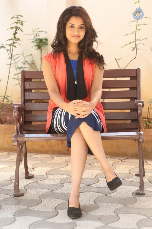 Arthana Binu New Photos - 24 / 34 photos