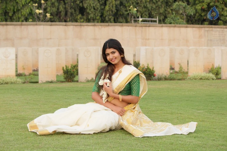 Ashima Narwal New Photos - 2 / 17 photos