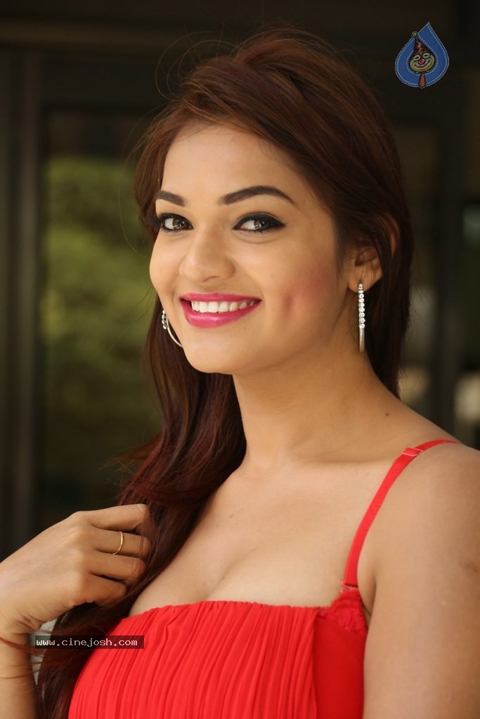 Ashwi Latest Stills - 133 / 213 photos