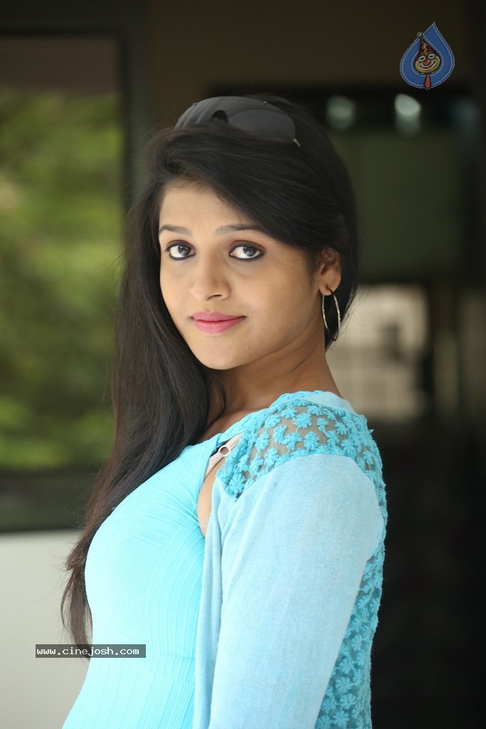 Ashwi New Photos - 78 / 92 photos