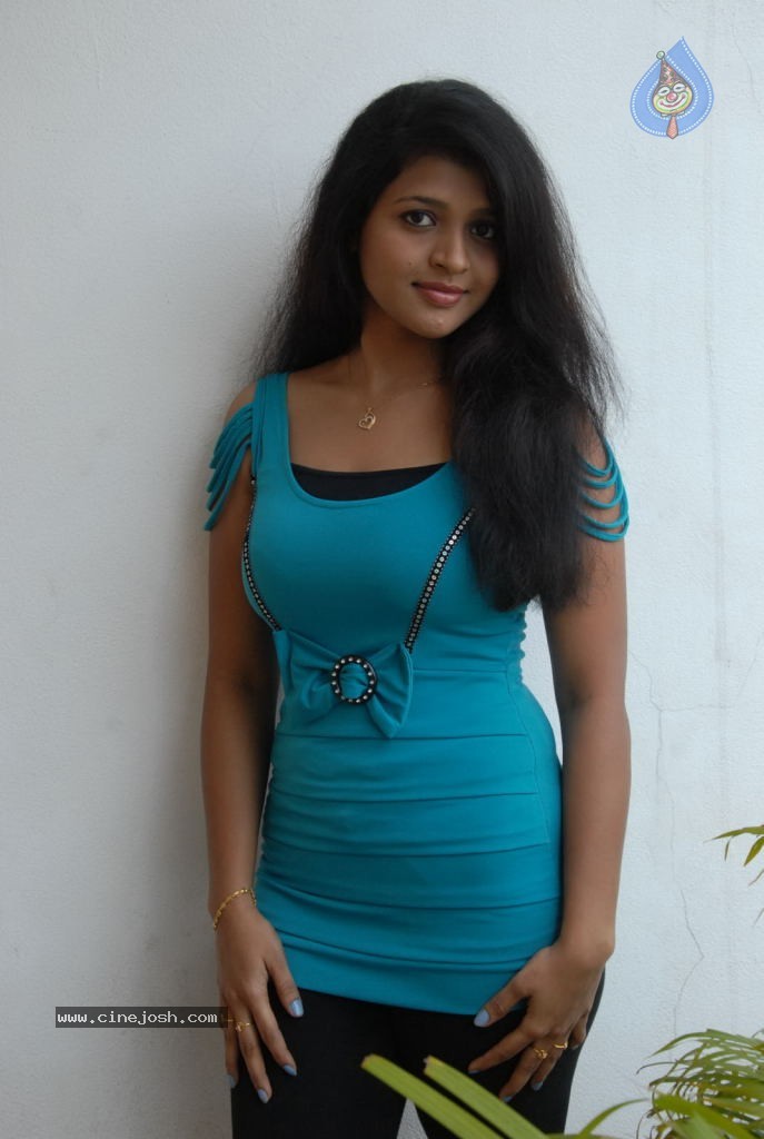 Ashwi New Stills - 22 / 22 photos