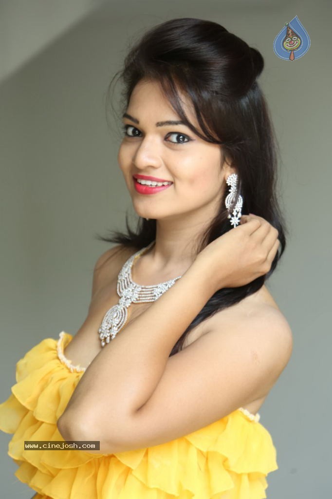 Ashwini Latest Hot Stills - 73 / 151 photos