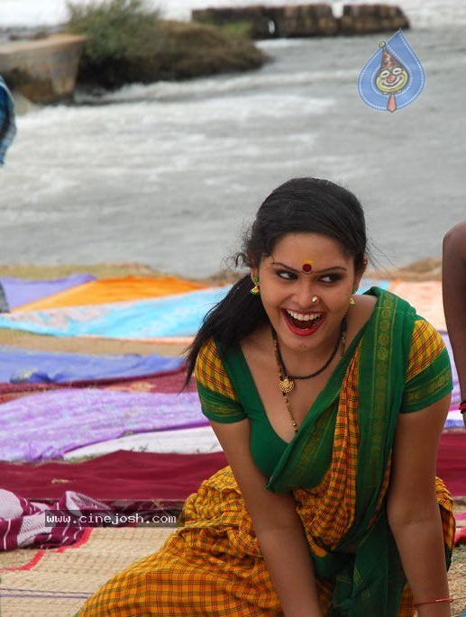 Asmitha Stills - 22 / 29 photos