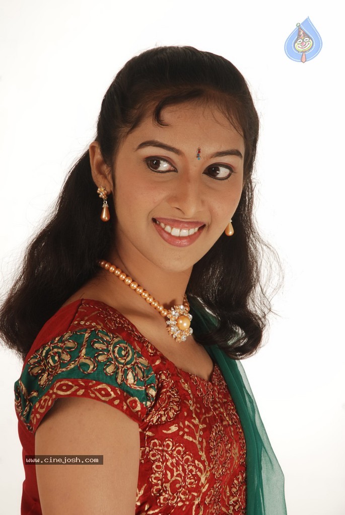 Aswathy New Stills - 52 / 70 photos